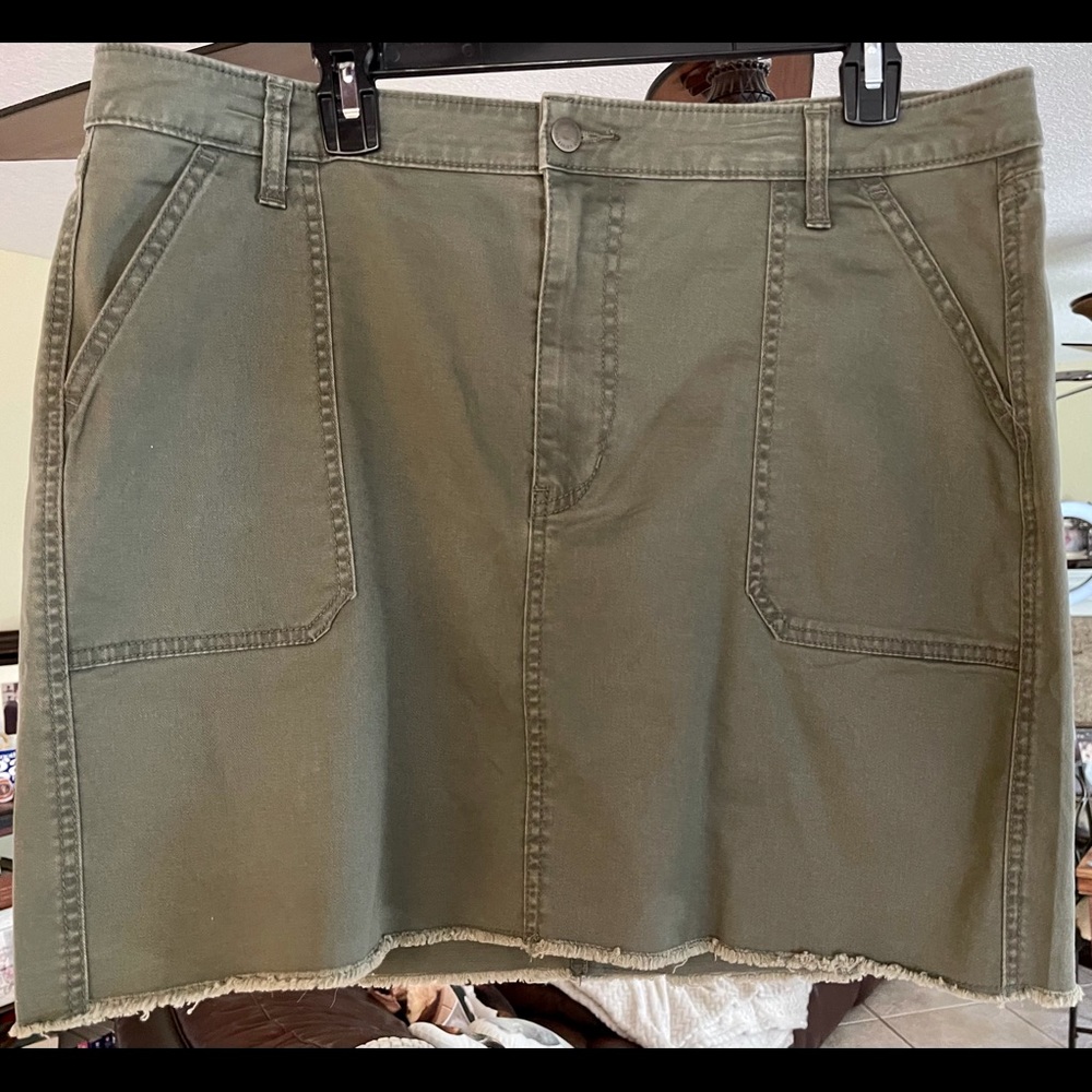 NWT Universal Thread Co.  khaki green mini skirt